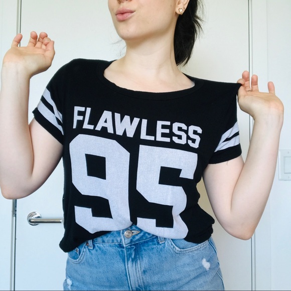 💫 Love J Flawless Tee Jersey Style - Picture 3 of 8